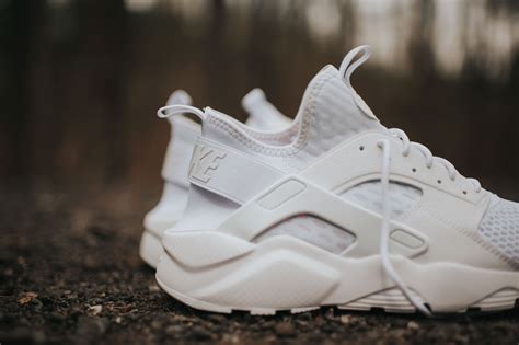 nike air huarache triple white fake|nike huarache triple white price.